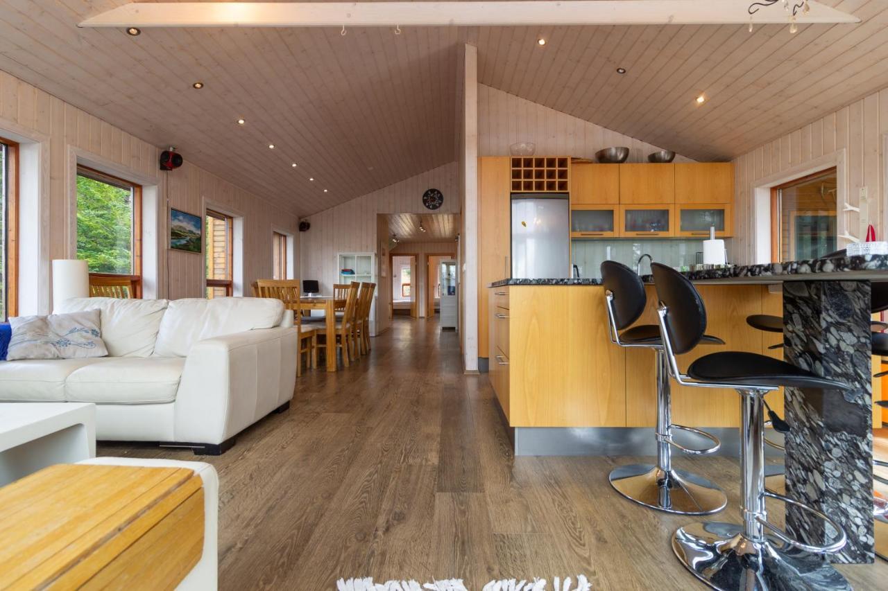 Gorgeous Riverside Lodge In The South Of Iceland Reykholt  Exterior photo